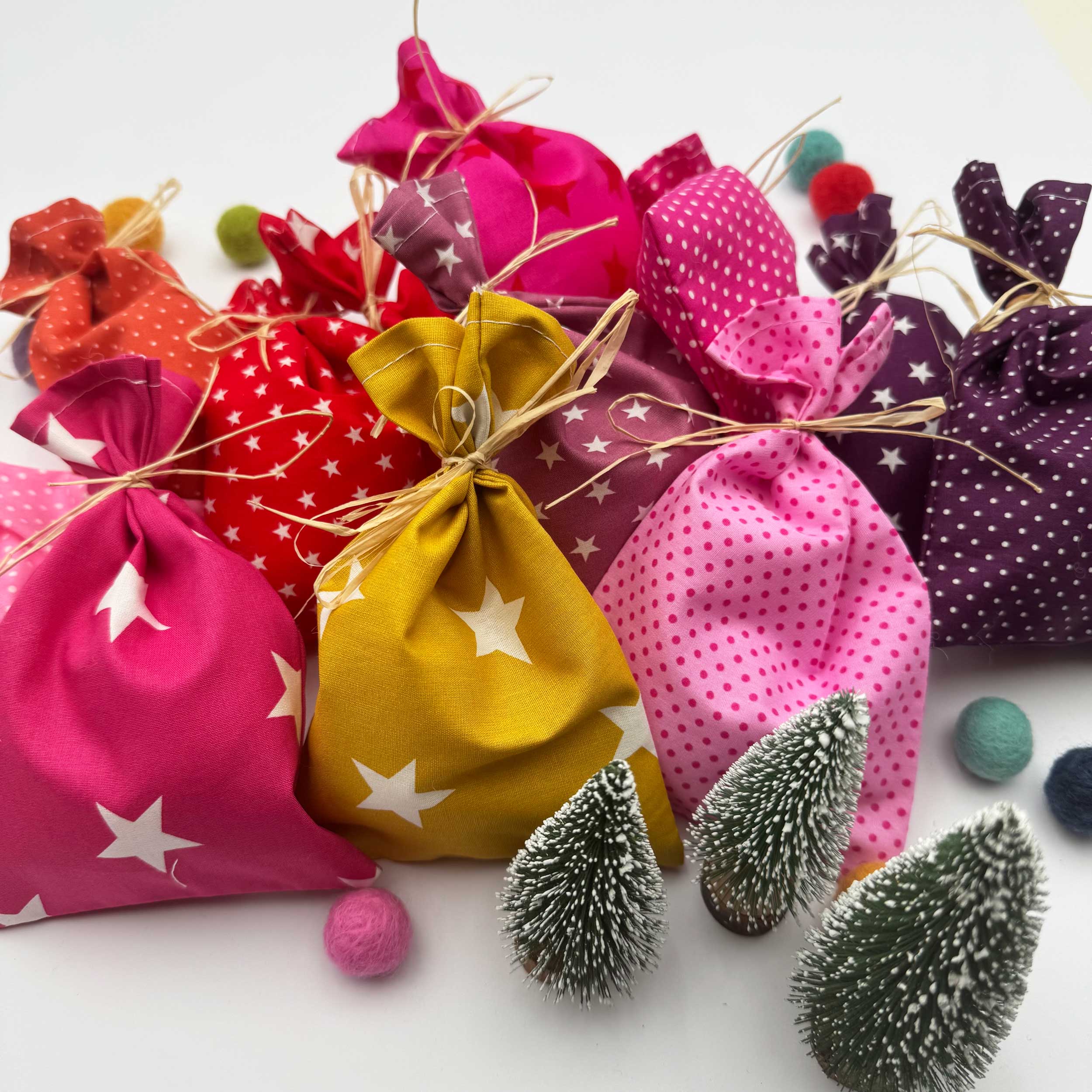 Adventskalender Kinder personalisiert, Stoff pink ocker rosa beere